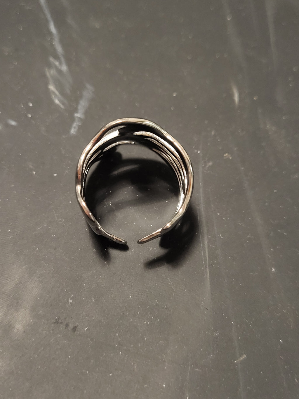 Bague en acier inoxydable avec arabesque