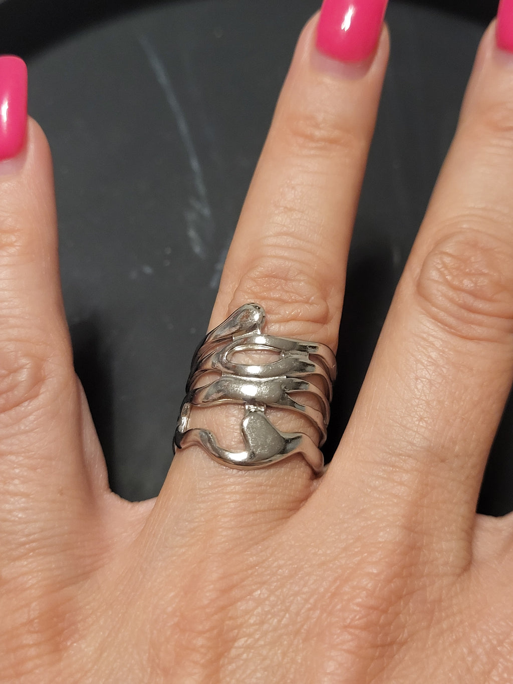 Bague en acier inoxydable avec arabesque