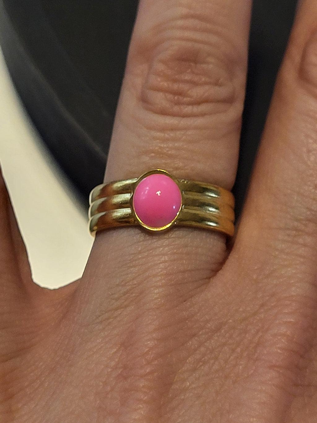 Bague ajustable acier inoxydable doré avec pierre rose ronde