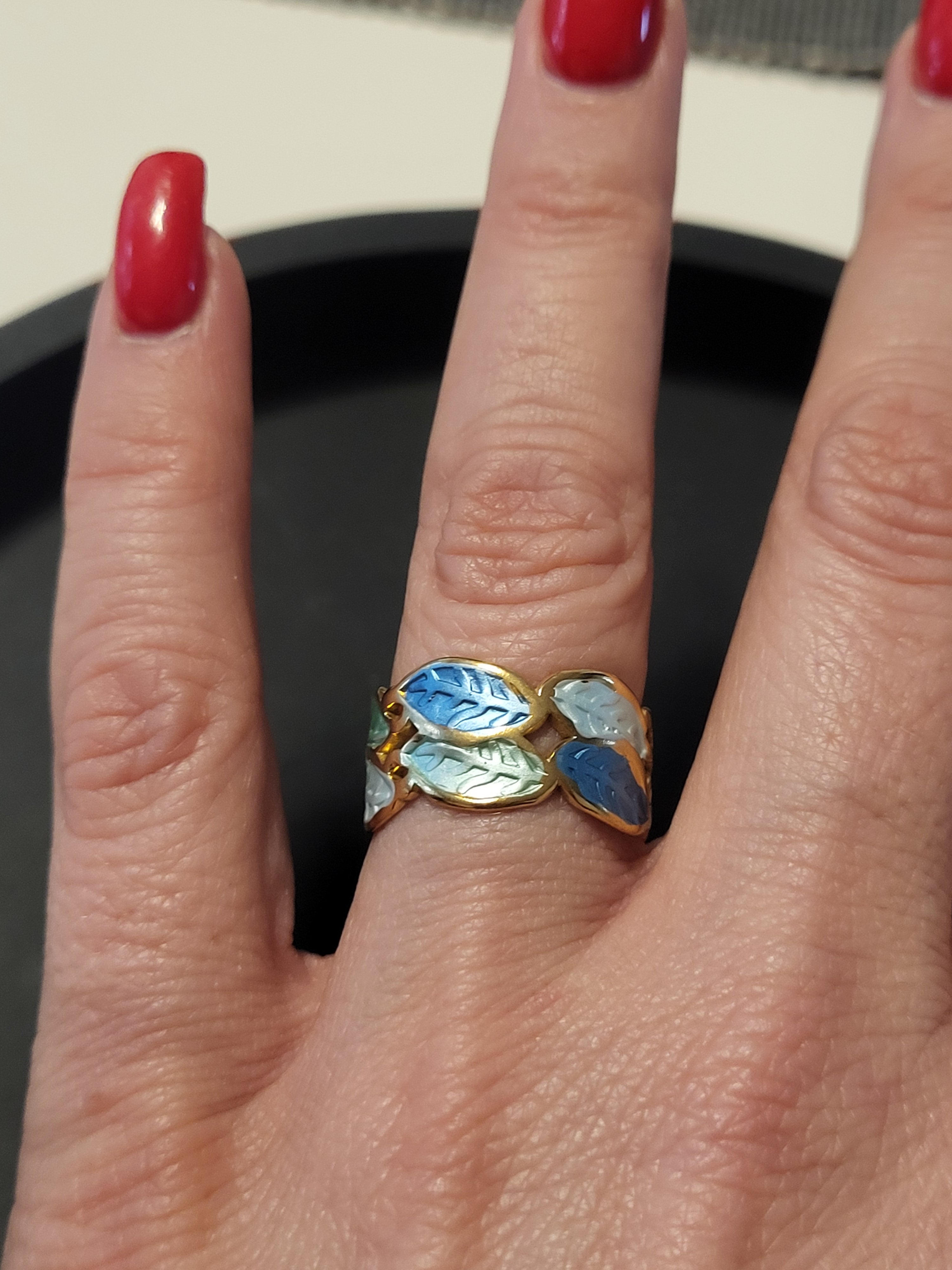 Bague acier inoxydable doré en forme de feuille bleue