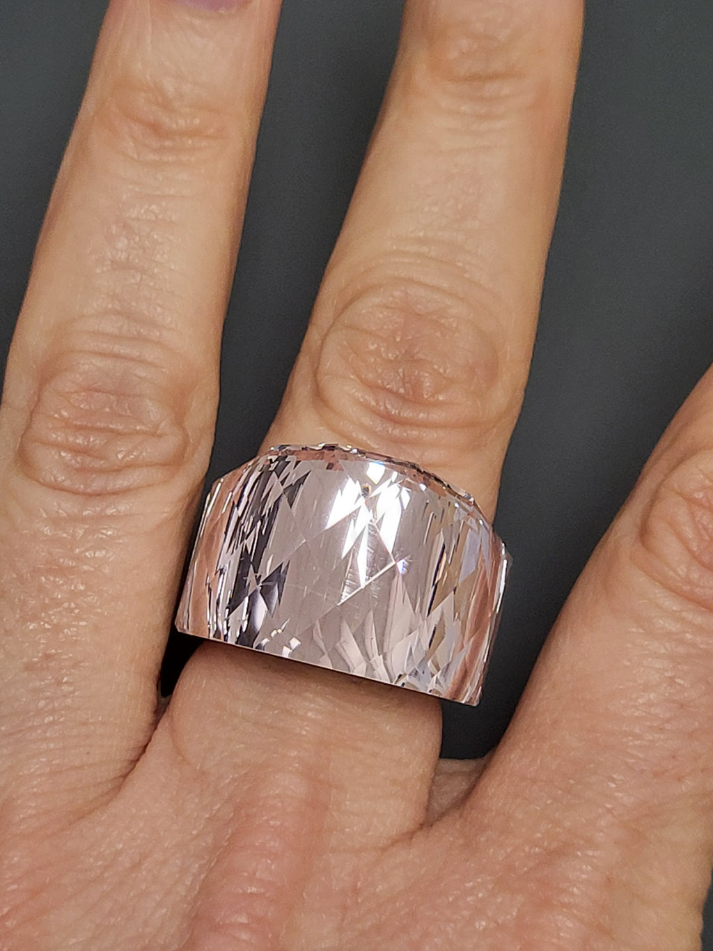 Bague acier inoxydable argenté cristal rose taille 8