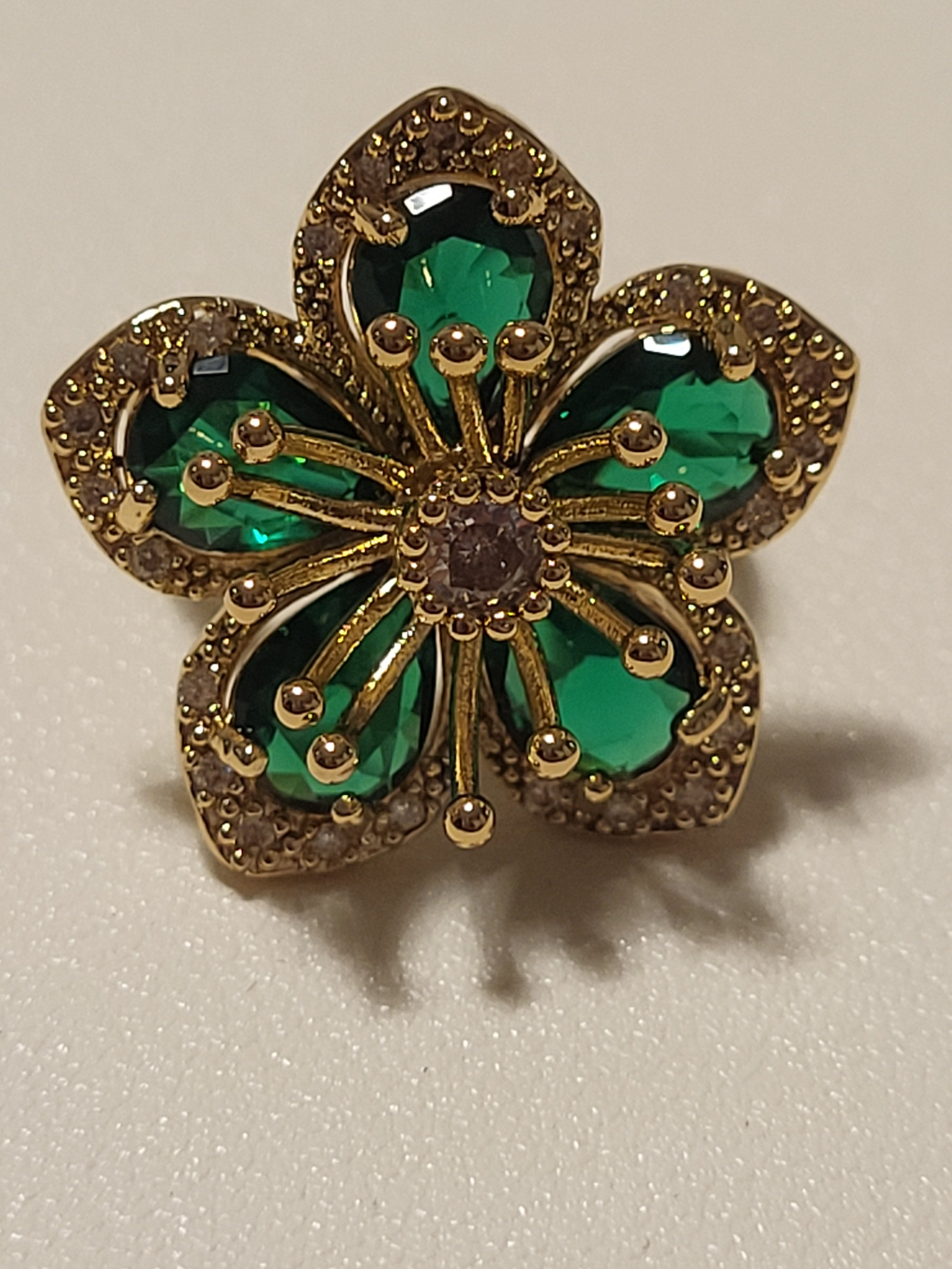 Bague acier inoxydable doré fleur zircon vert