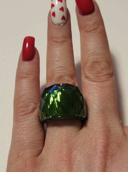 Bague acier inoxydable argenté cristal vert taille 8