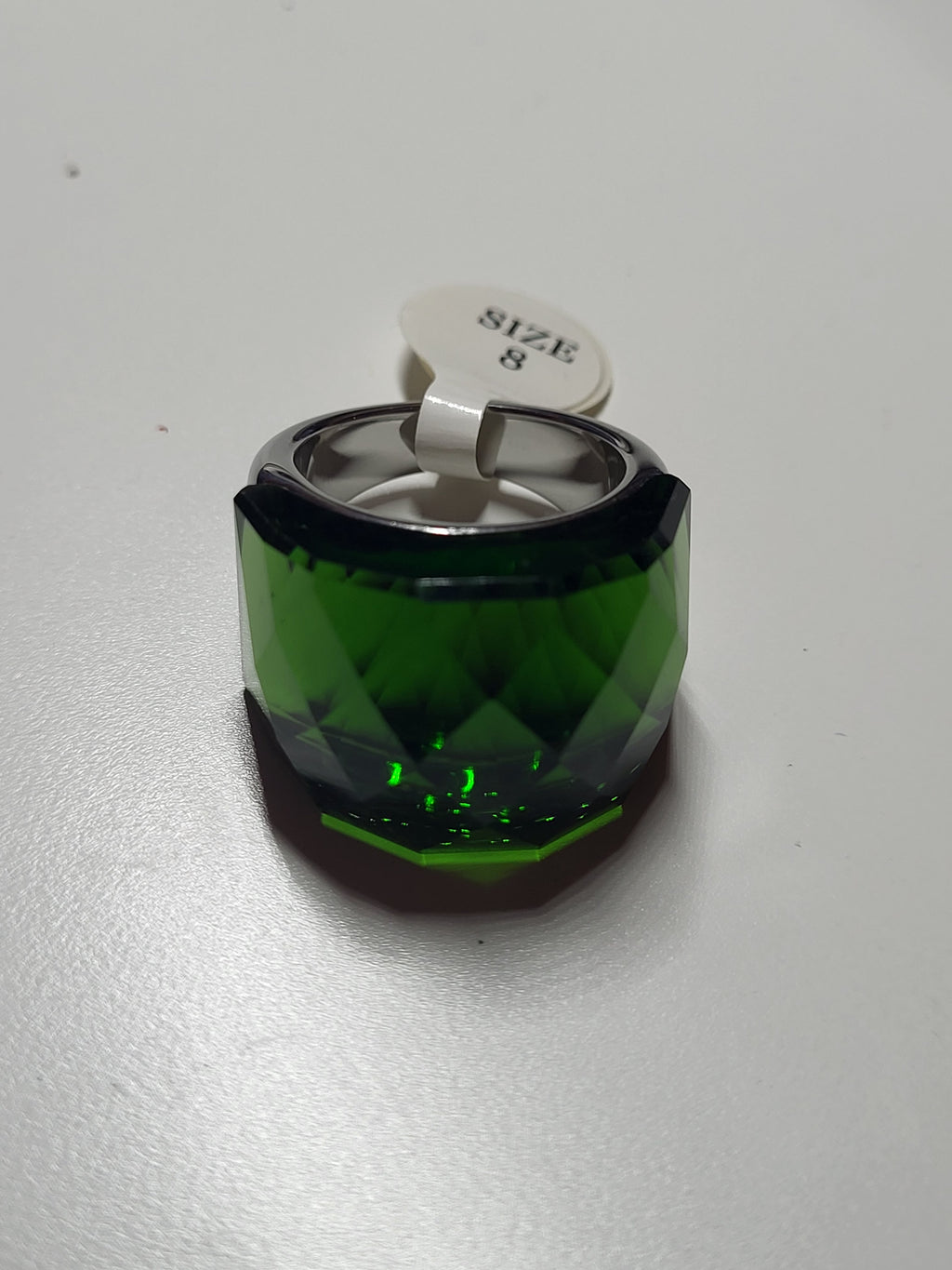 Bague acier inoxydable argenté cristal vert taille 8