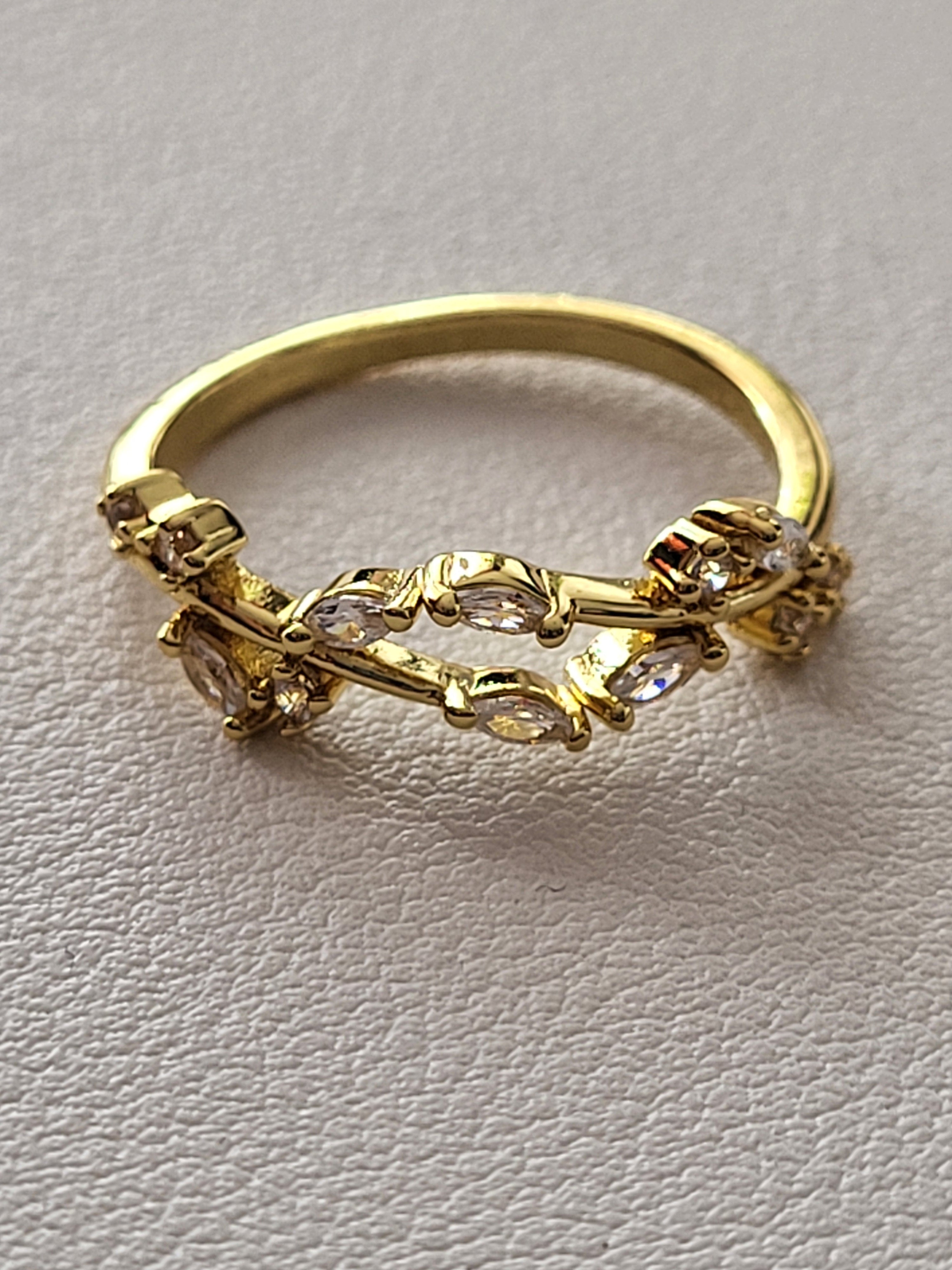 Bague acier inoxydable doré laurier en zircon