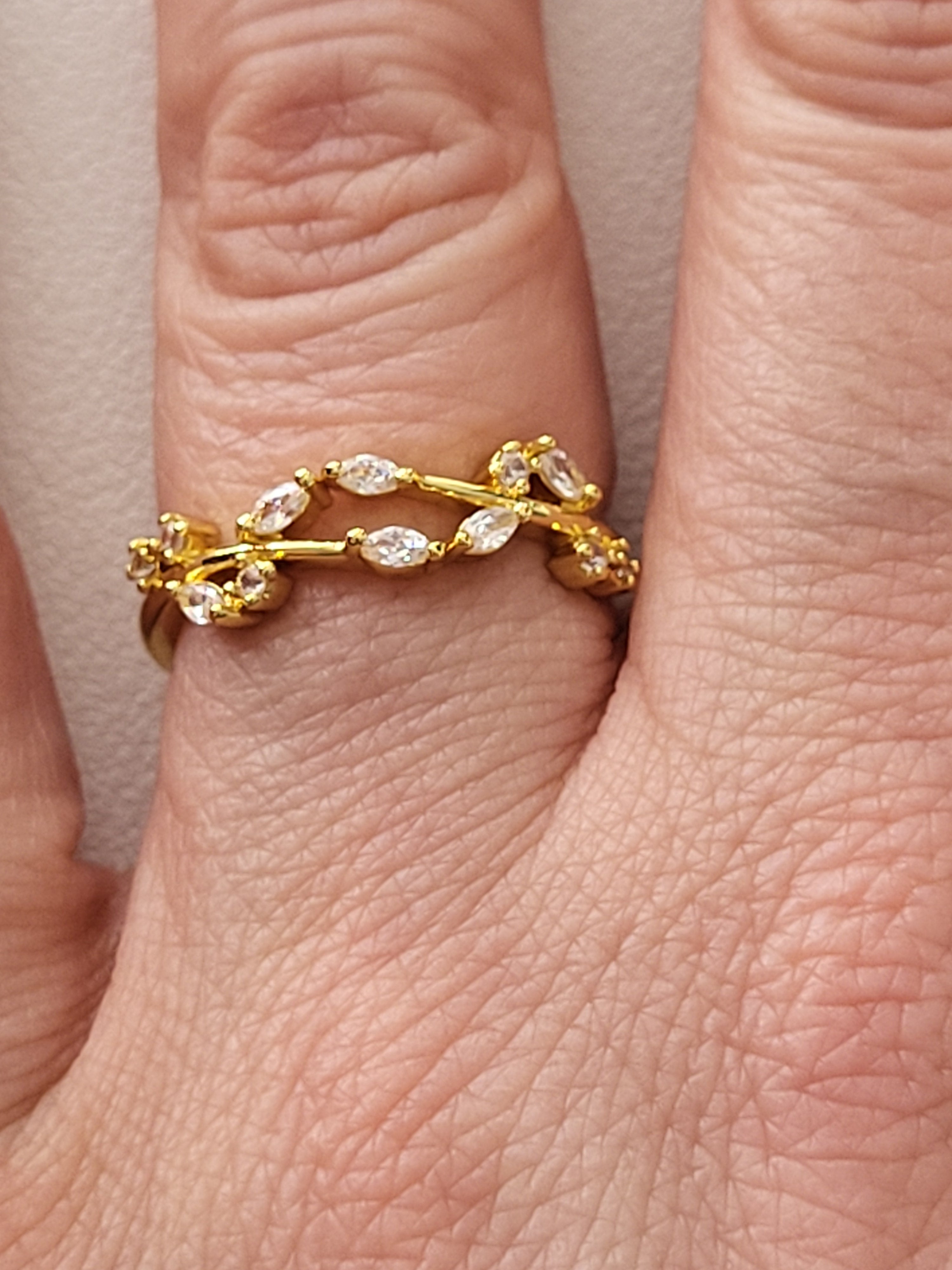 Bague acier inoxydable doré laurier en zircon