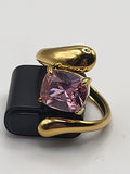 Bague ajustable acier inoxydable doré avec pierre rose forme Z