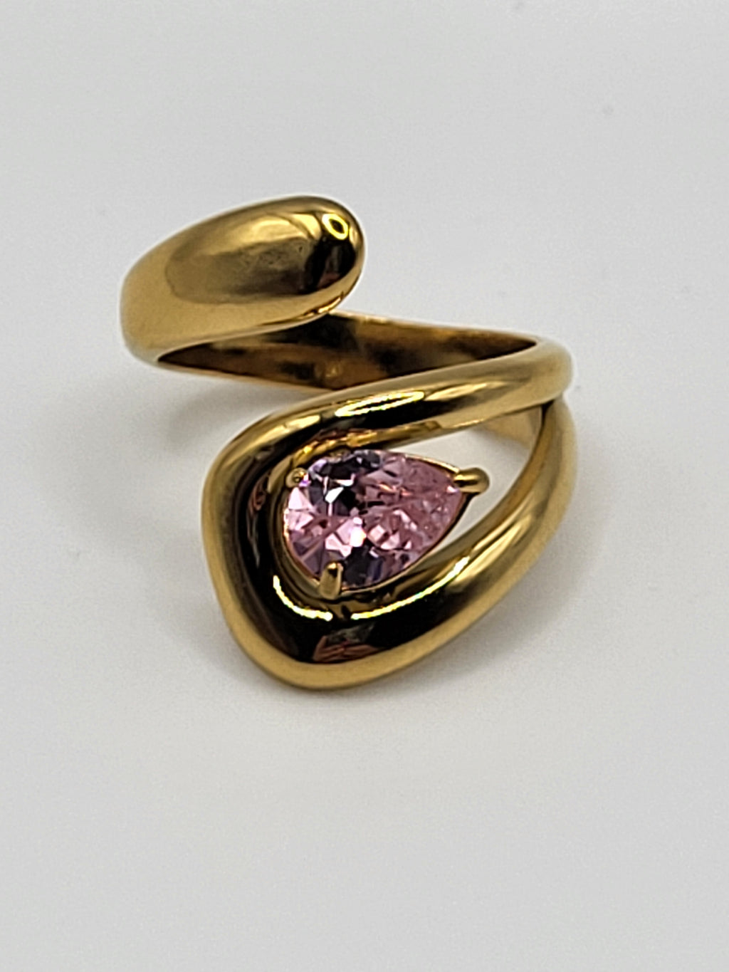Bague ajustable acier inoxydable doré avec pierre rose