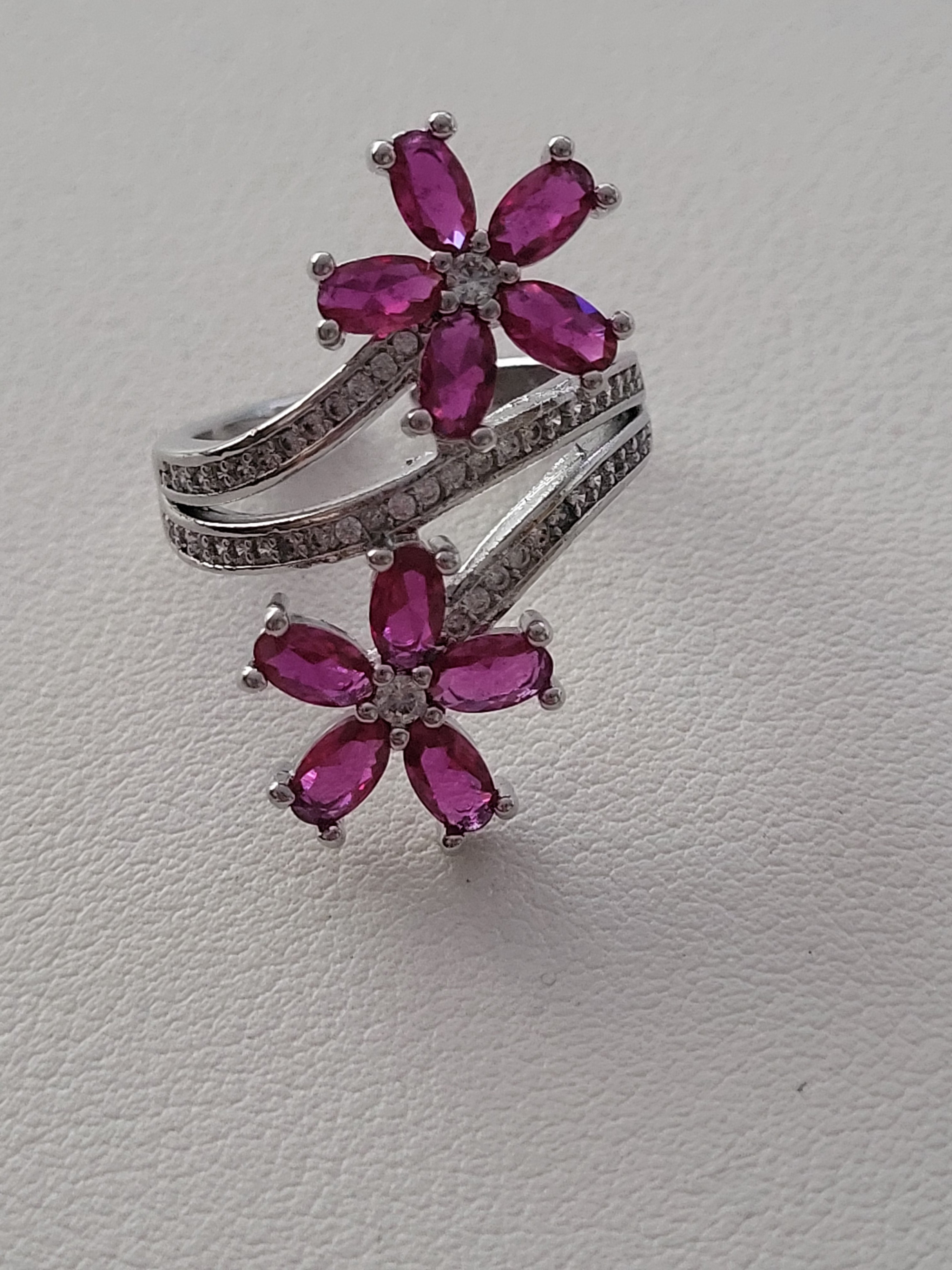 Bague ajustable acier inoxydable argenté avec fleurs zircon rose