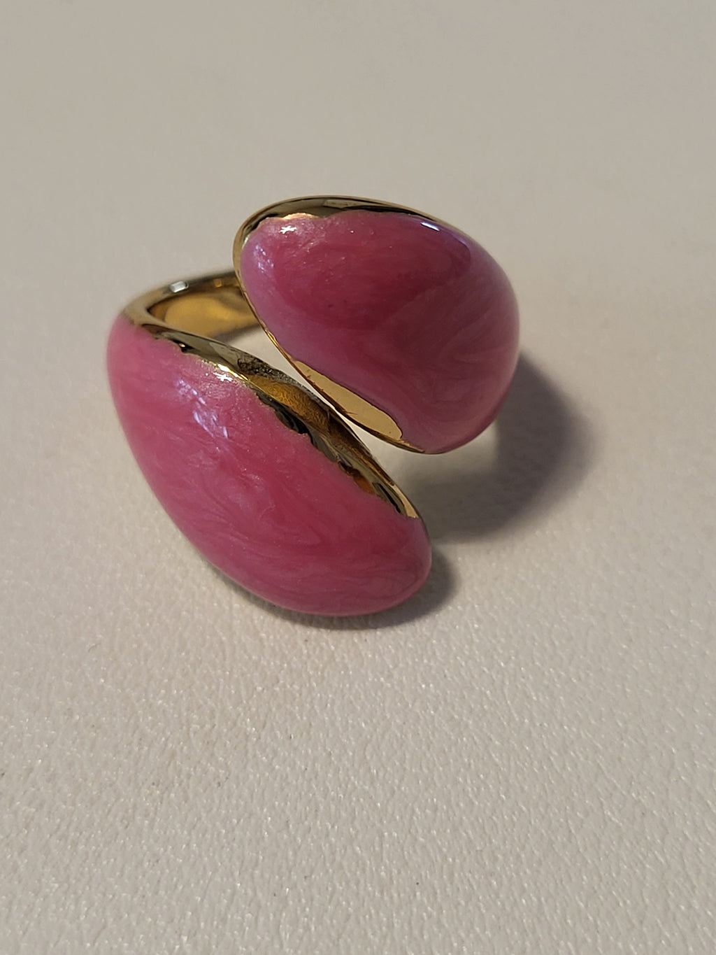 Bague torsadée acier inoxydable doré géométrique rose taille 55 - 17,5 mm