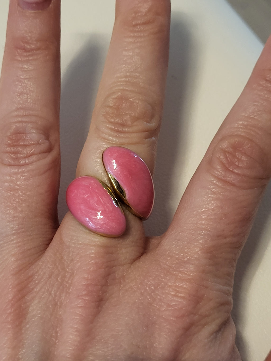 Bague torsadée acier inoxydable doré géométrique rose taille 55 - 17,5 mm