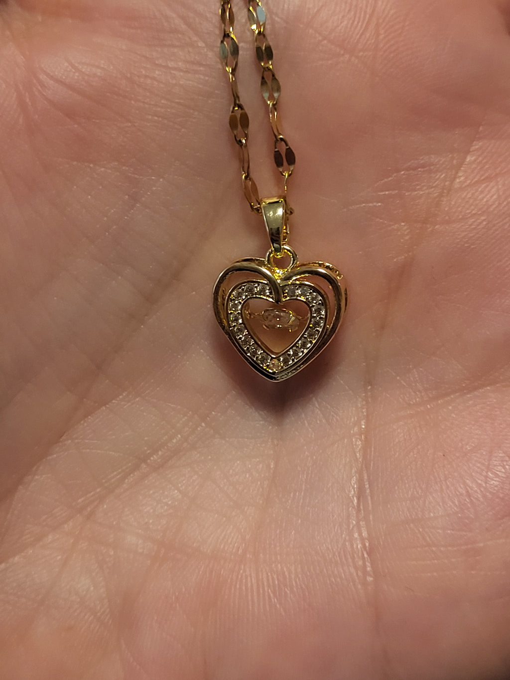 Collier pendentif cœur acier inoxydable doré avec incrustation zircon