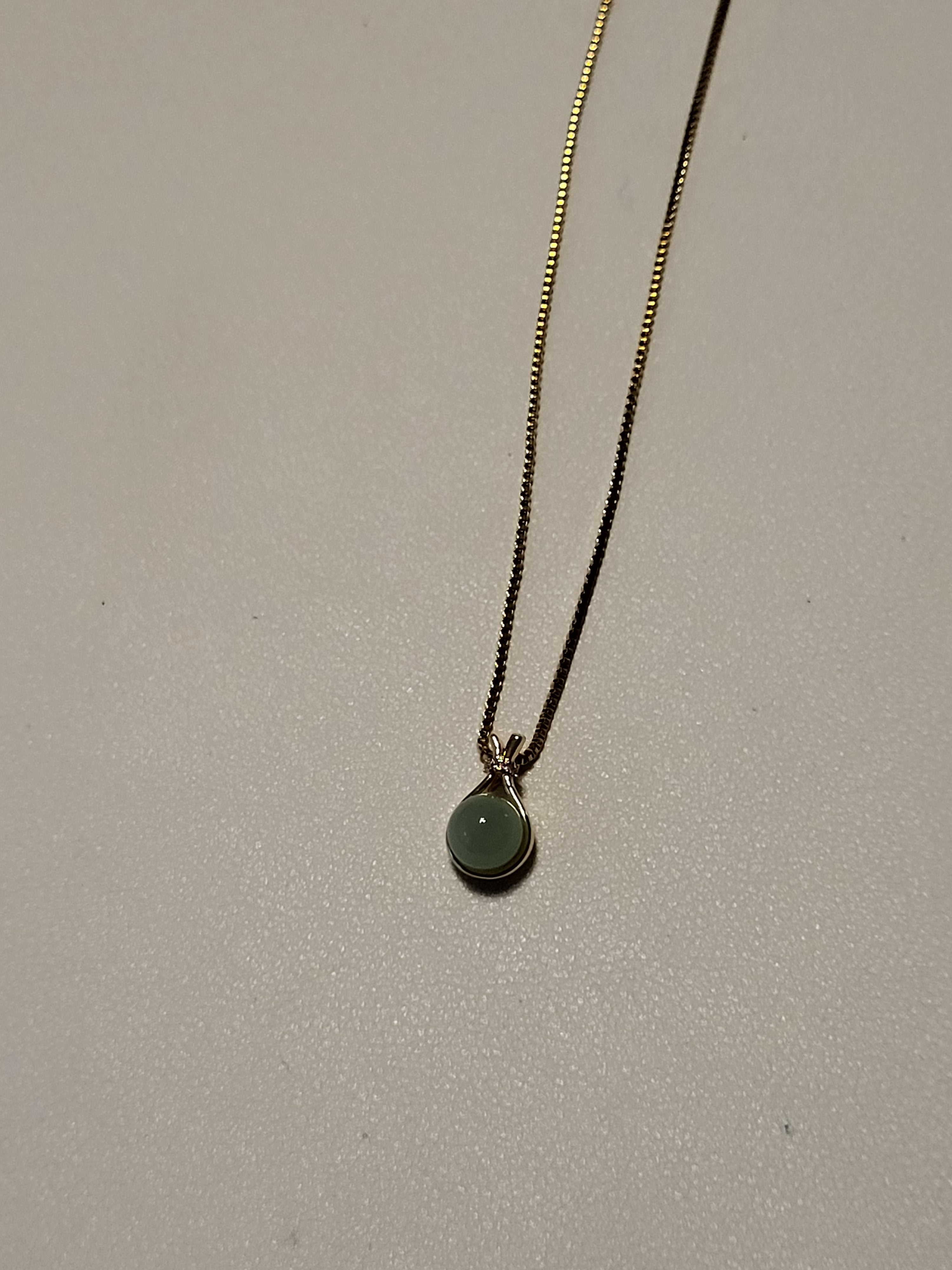Collier pendentif acier inoxydable doré avec bille