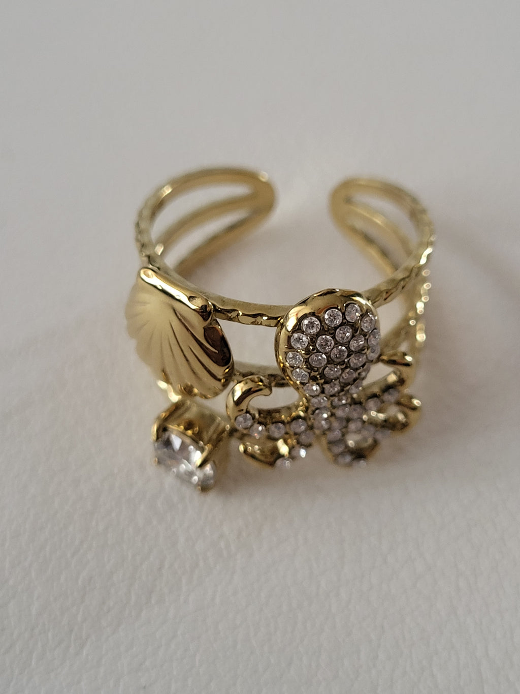 Bague ajustable poulpe strassé et coquillage doré