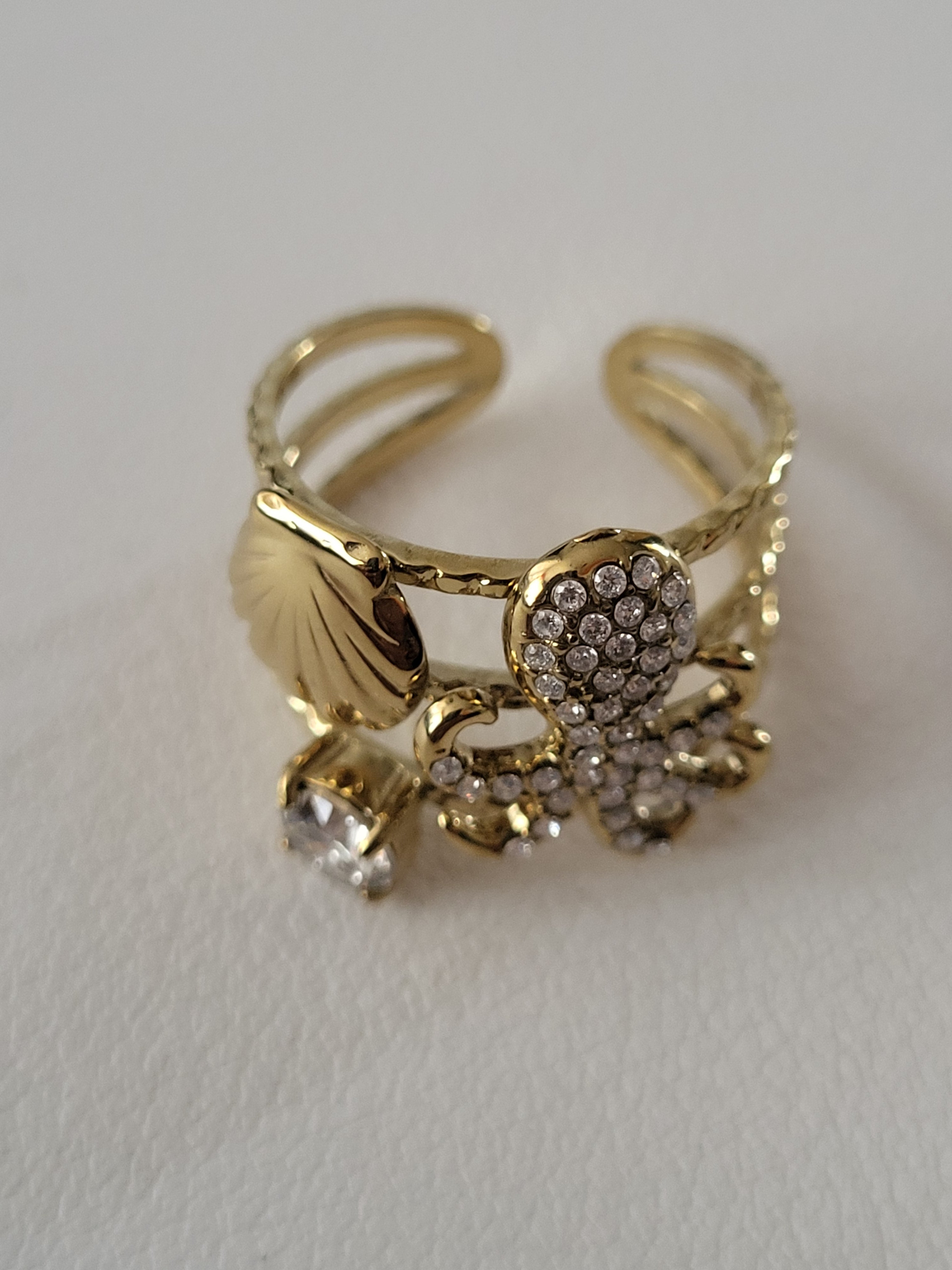 Bague ajustable poulpe strassé et coquillage doré