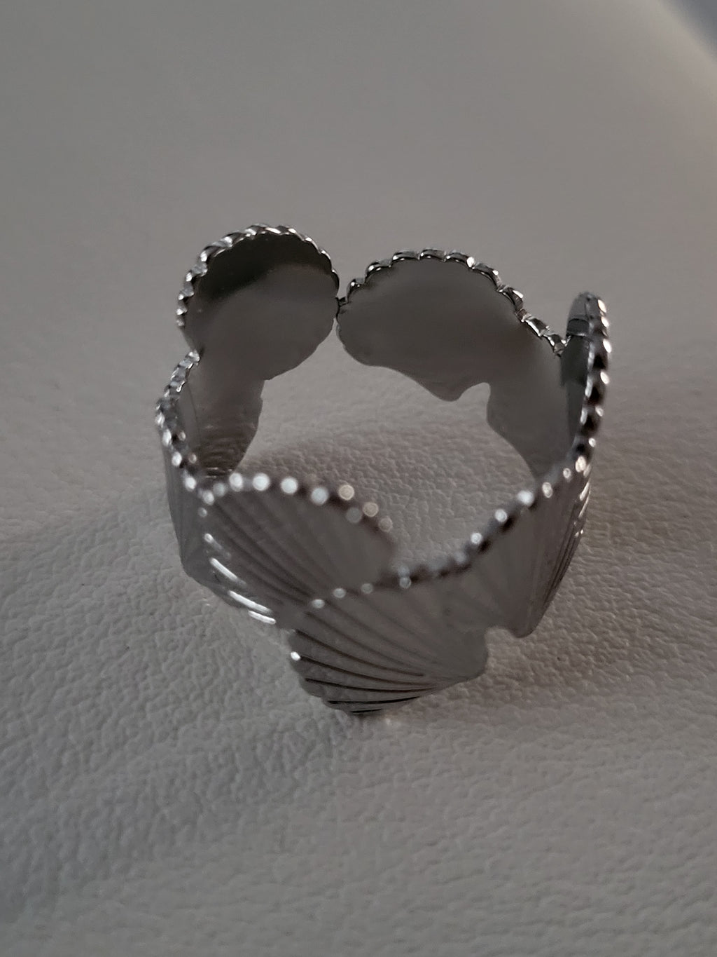 Bague ouverte feuilles Ginkgo entrelacées argenté