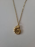 Collier pendentif escargot acier inoxydable doré 40 + 5 cm