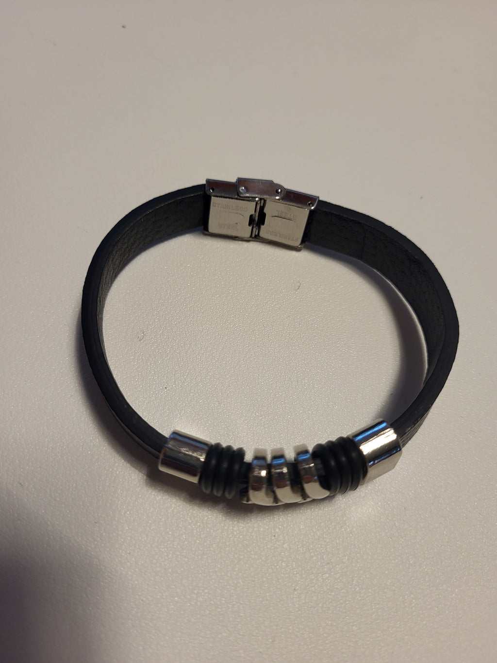 Bracelet Homme acier inoxydable noir et argenté 21 cm