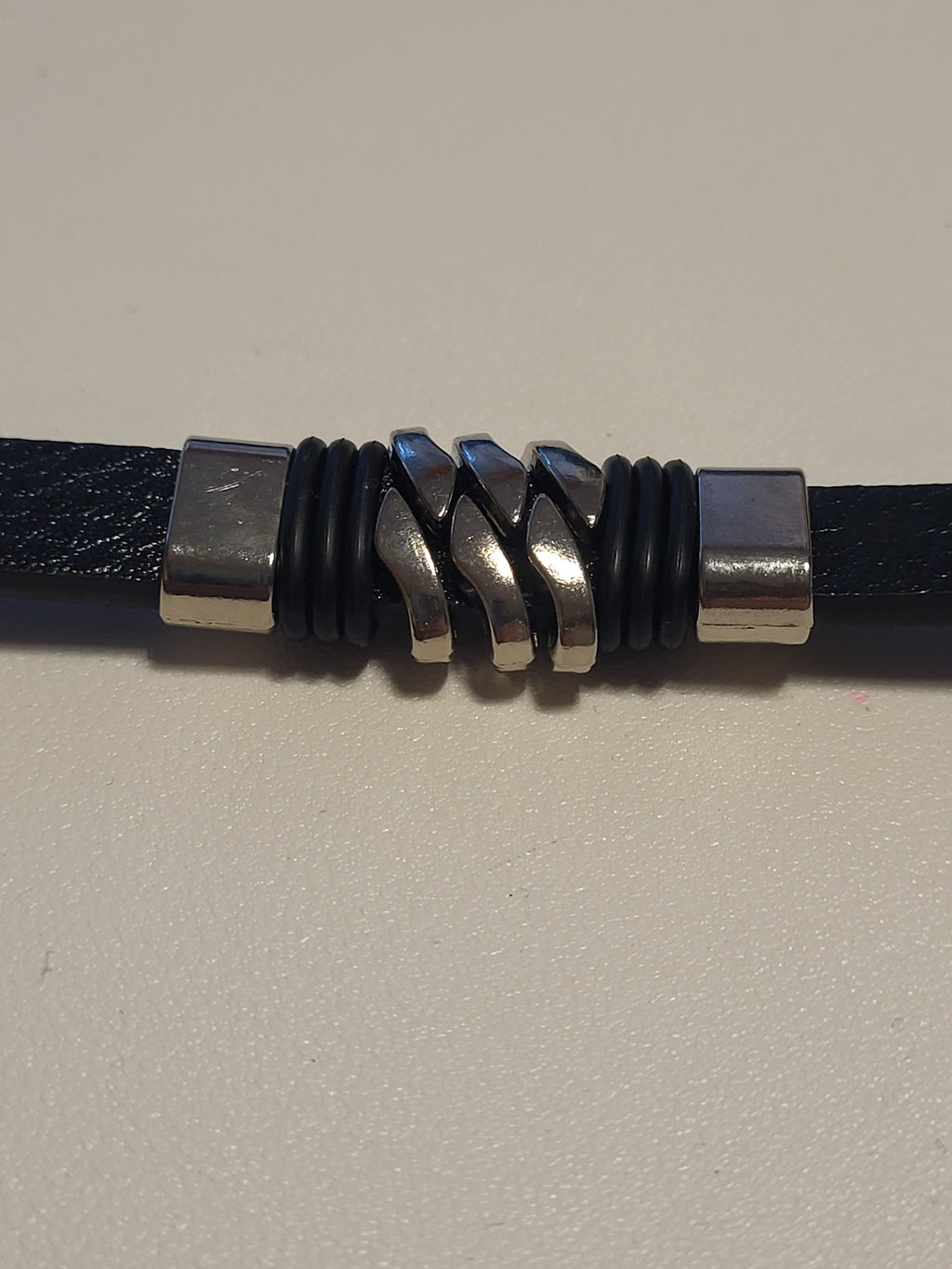 Bracelet Homme acier inoxydable noir et argenté 21 cm
