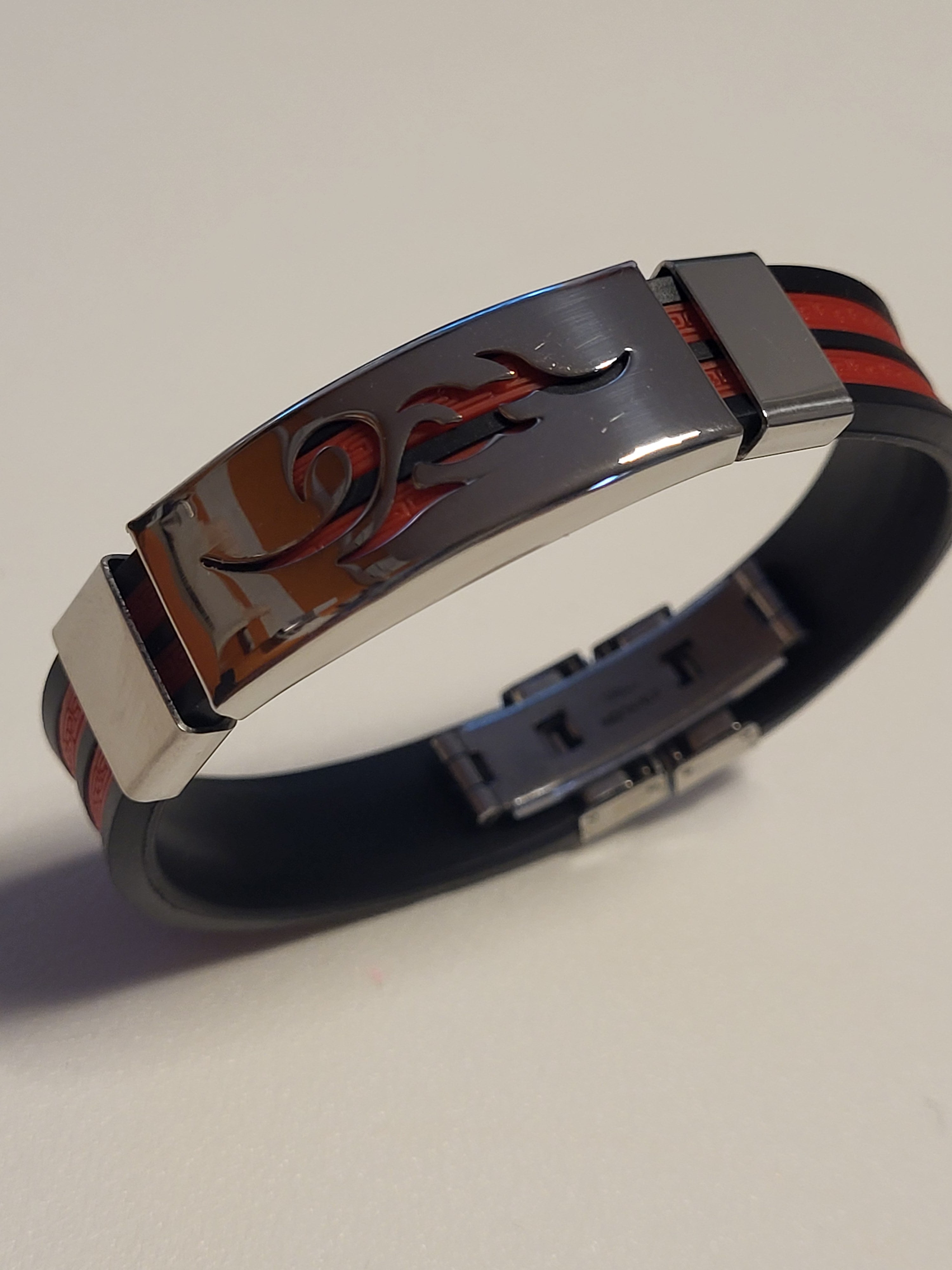 Bracelet Homme rouge et noir Flamme polyuréthane