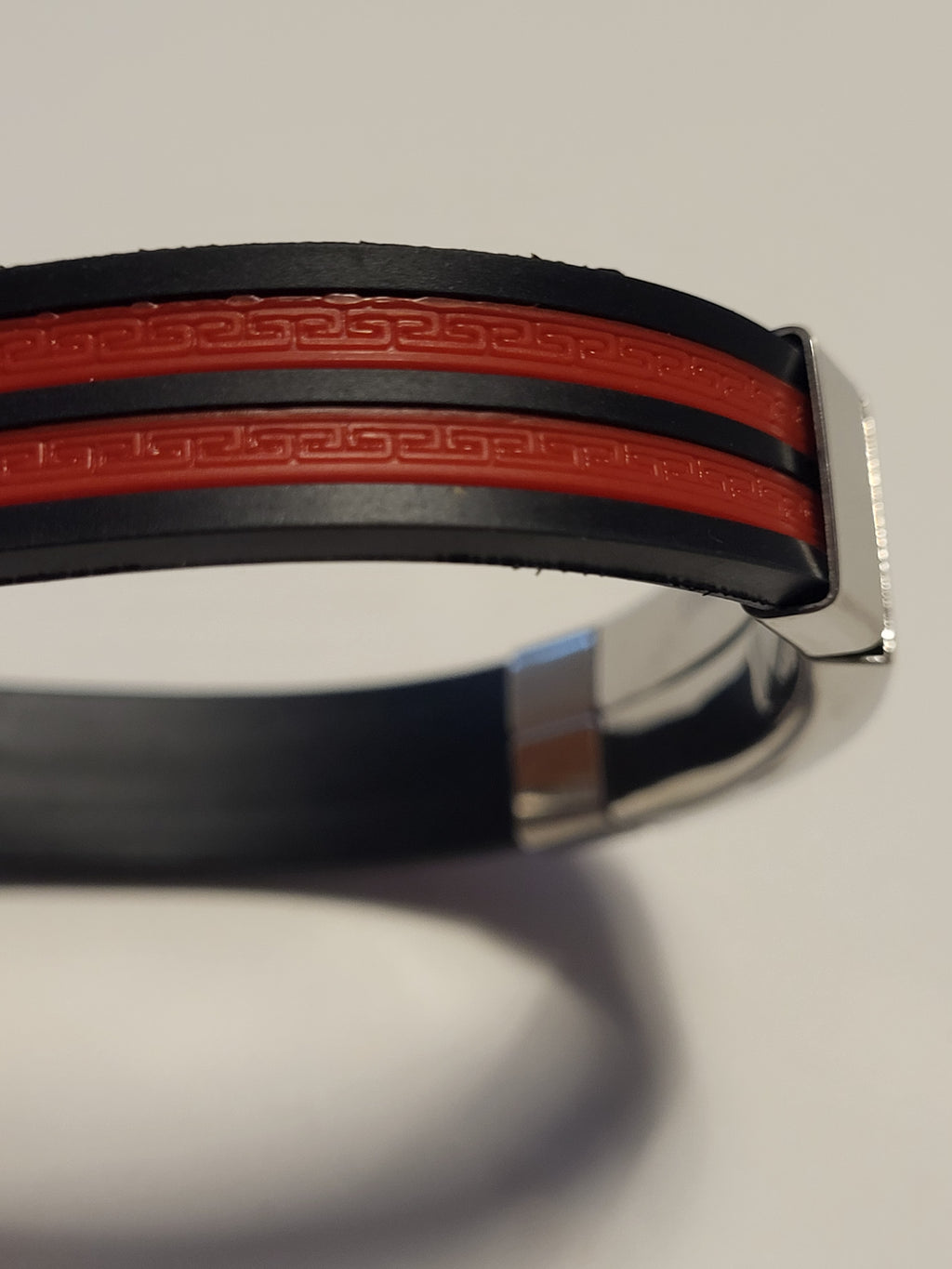 Bracelet Homme rouge et noir Flamme polyuréthane