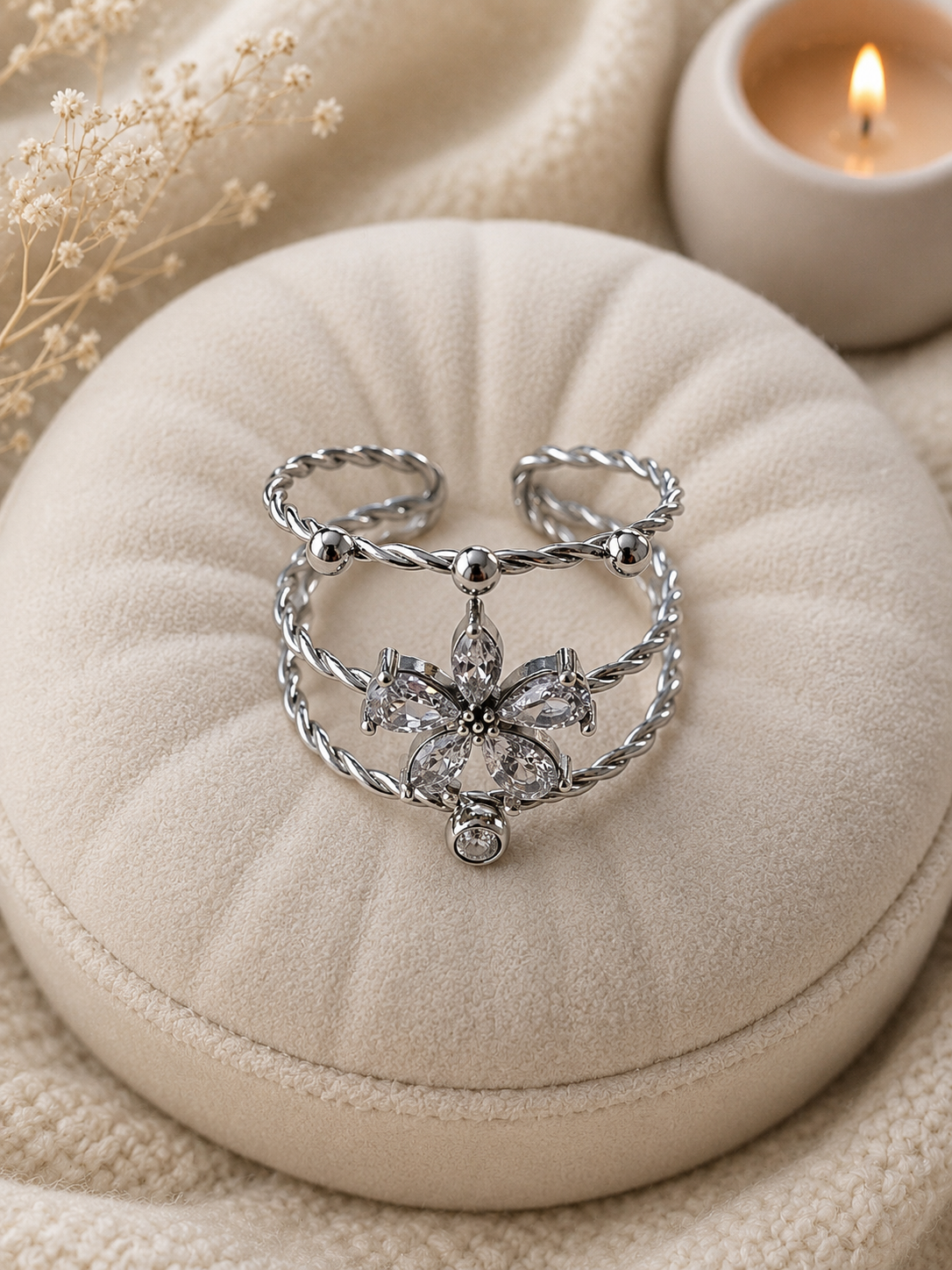 Bague Ajustable Triple Anneau Fleur Strassée en Acier Inoxydable Argenté