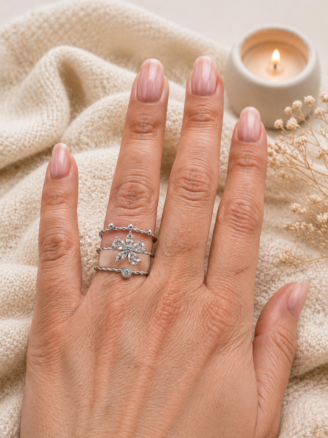 Bague Ajustable Triple Anneau Fleur Strassée en Acier Inoxydable Argenté