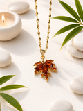 Collier Feuille d'Érable Rouge en Acier Inoxydable – Pendentif Élégant & Résistant
