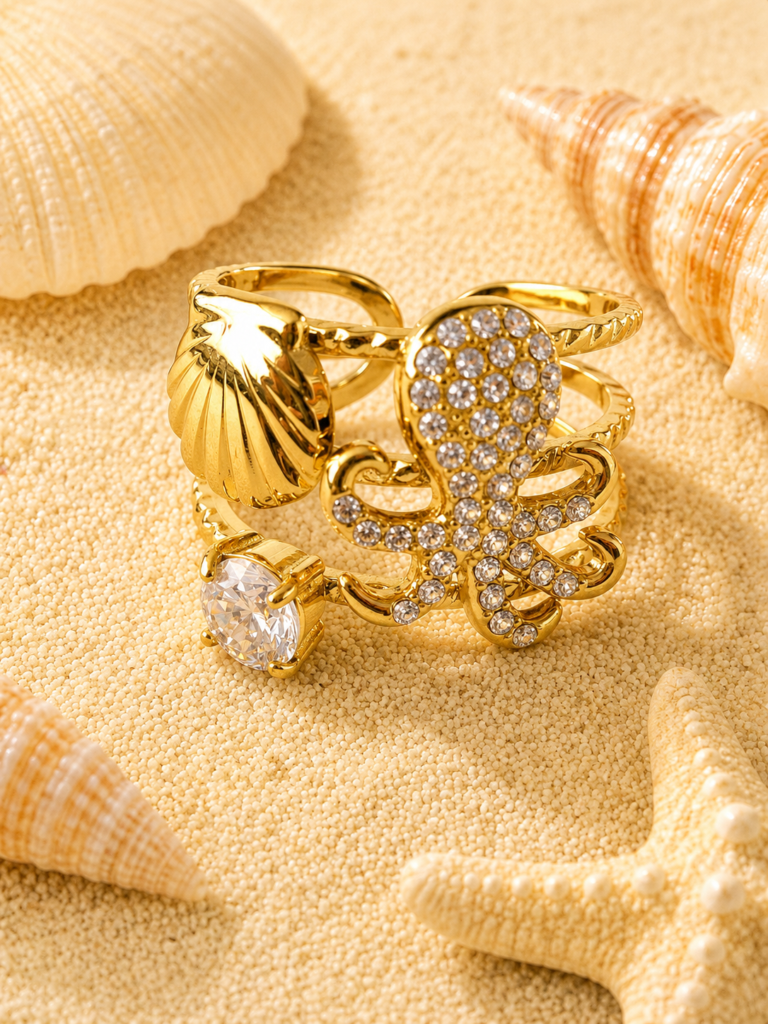 Bague ajustable poulpe strassé et coquillage doré