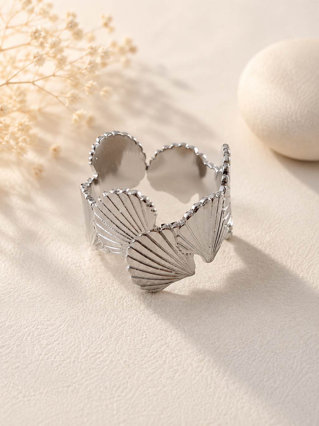Anello aperto foglie di Ginkgo intrecciate argentato
