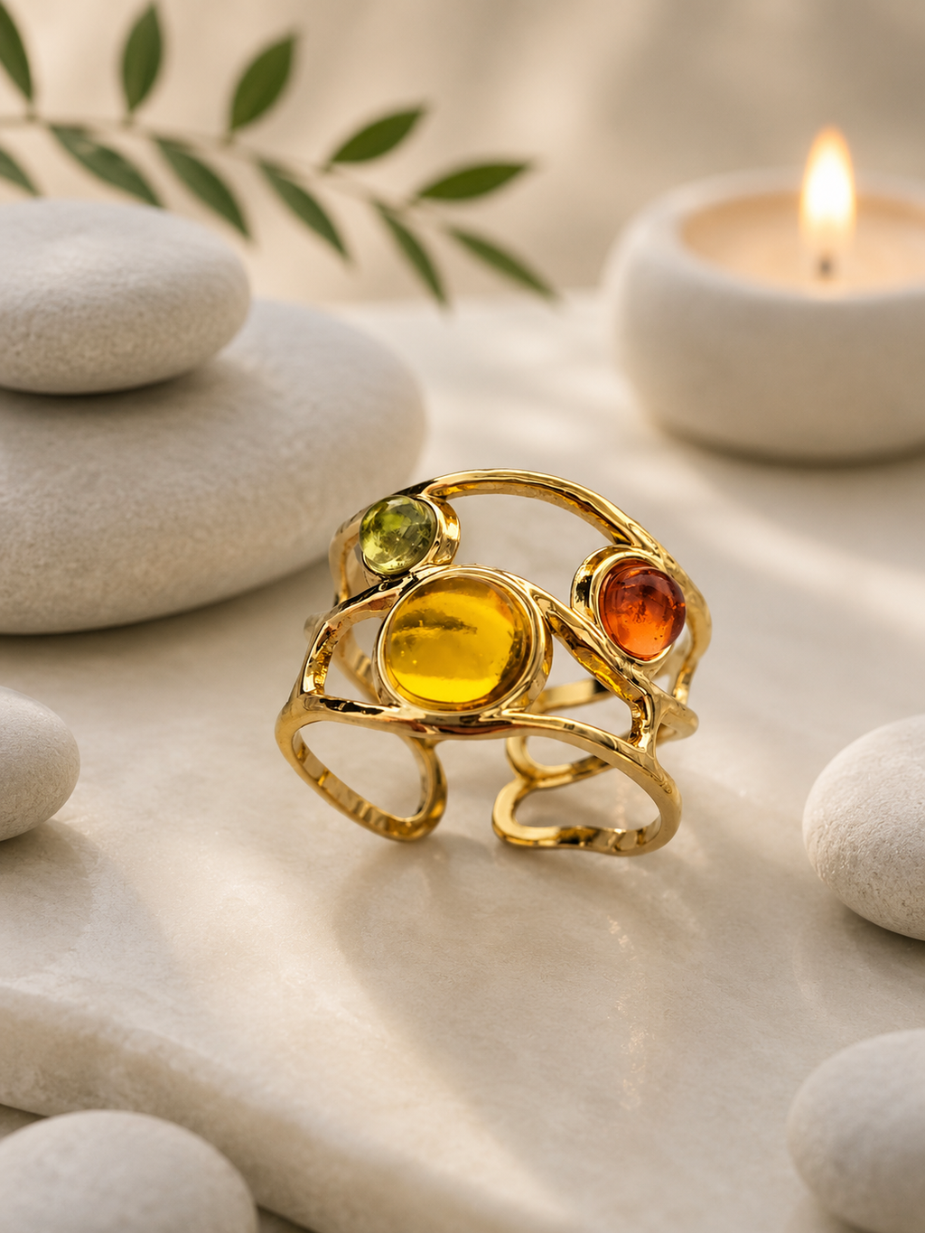 Bague Ajustable Géométrique Dorée en Acier Inoxydable – Pierres Multicolores