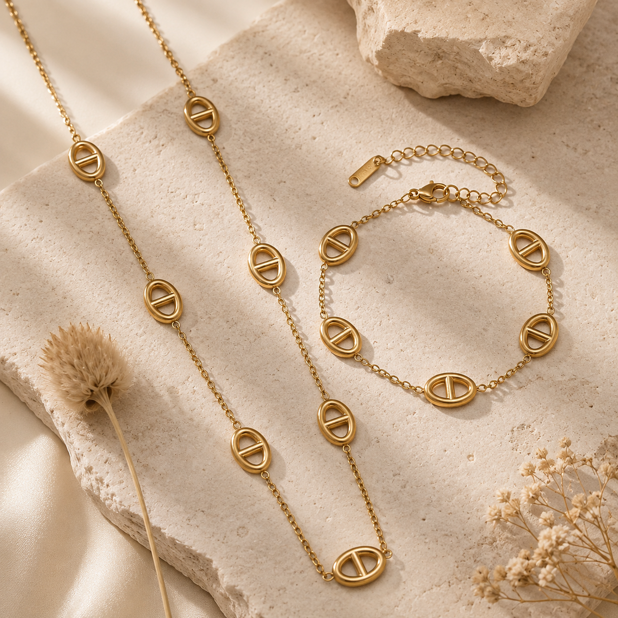 Ensemble Collier & Bracelet dorés – Motifs ovales – Acier inoxydable