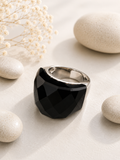 Bague en acier inoxydable argentée avec cristal noir – Taille 57 | Bagatelle