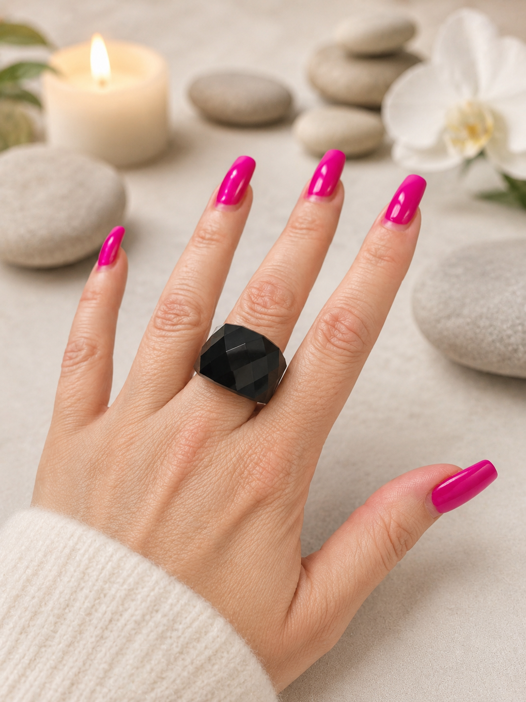Bague en acier inoxydable argentée avec cristal noir – Taille 57 | Bagatelle
