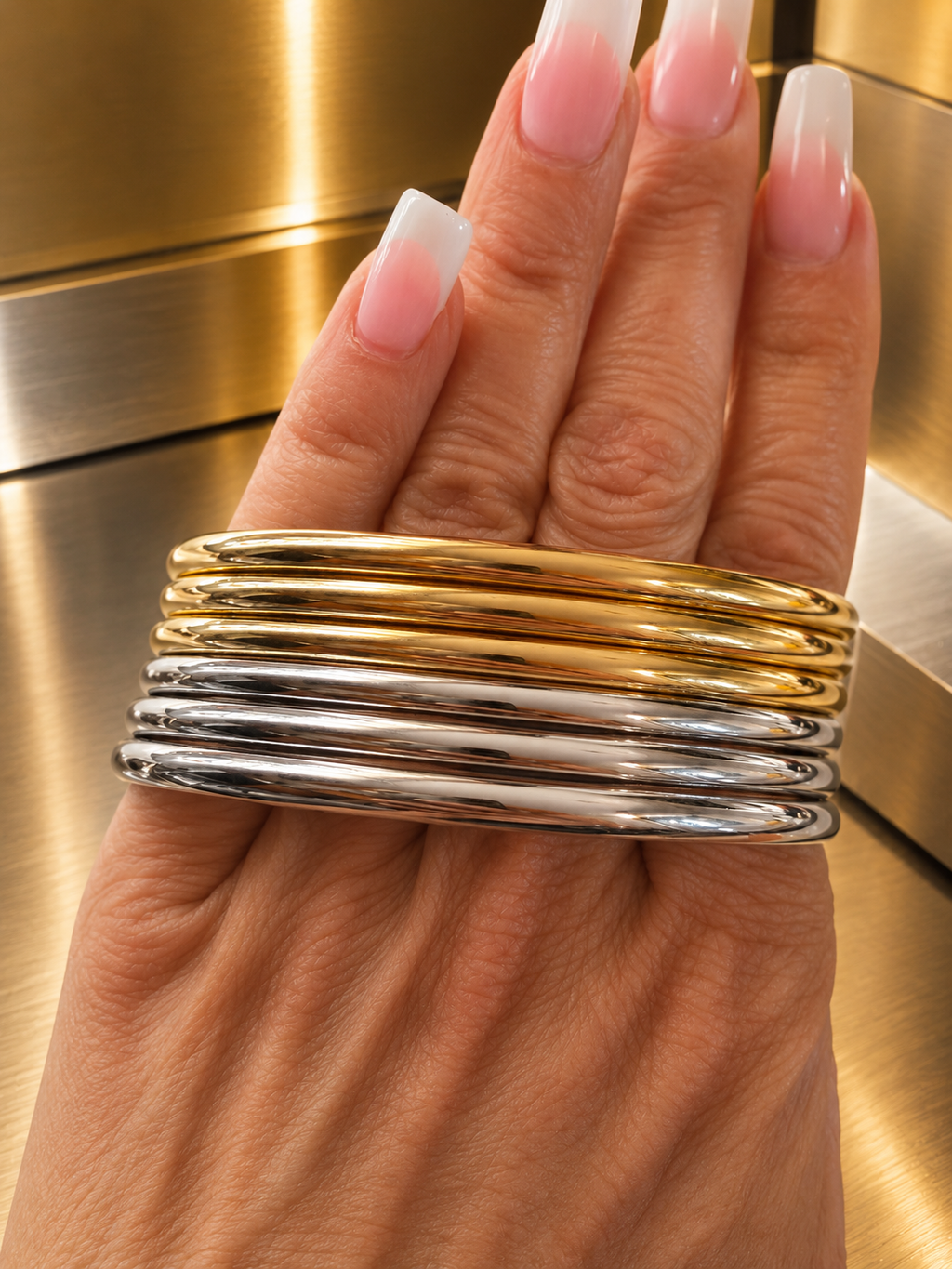 6 Bracelets joncs en acier inoxydable doré et argenté