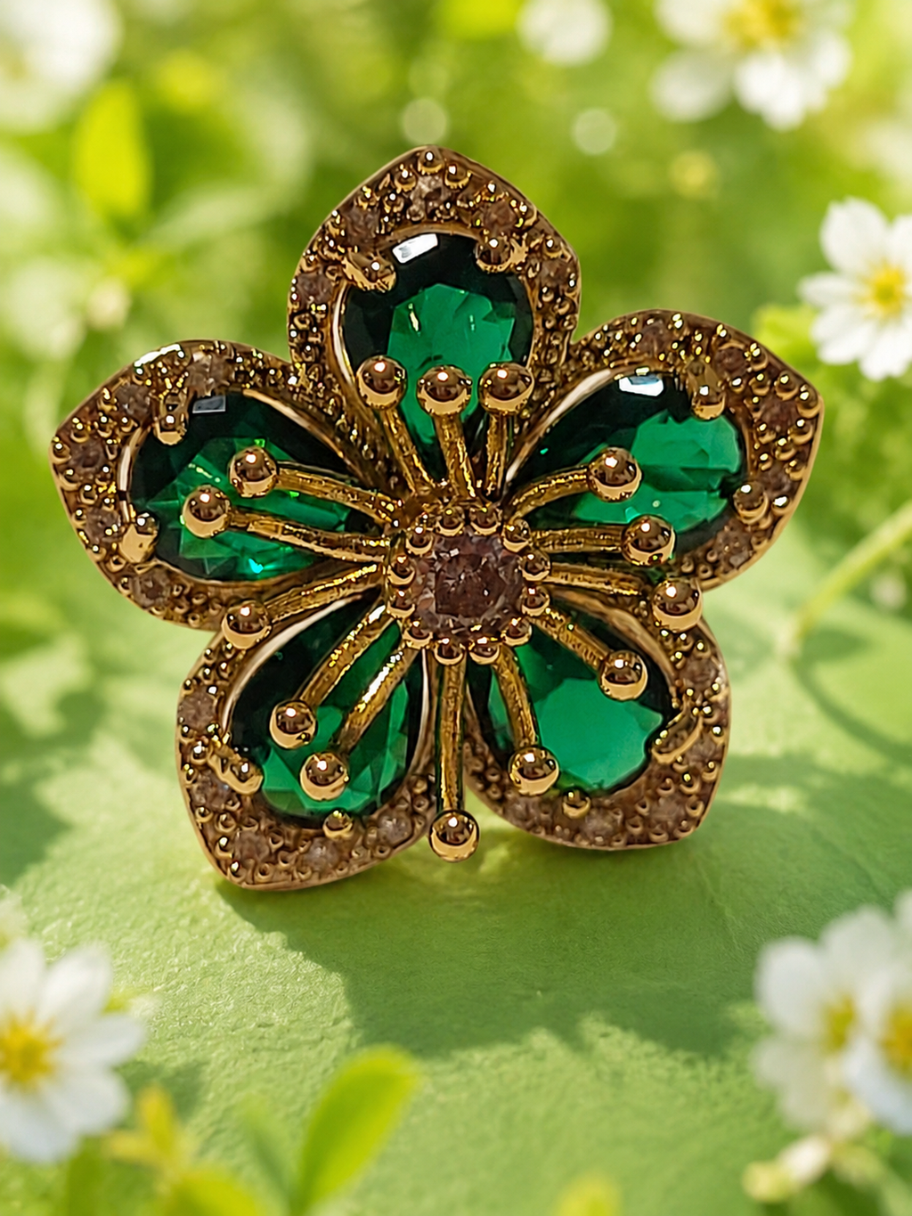 Anello in acciaio inossidabile dorato fiore zircone verde