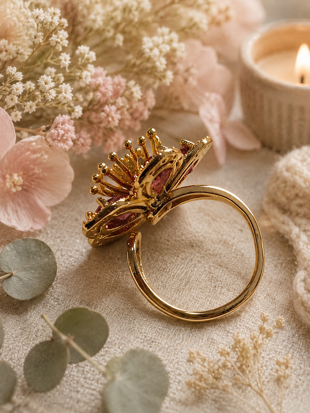 Bague acier inoxydable doré fleur zircon rouge