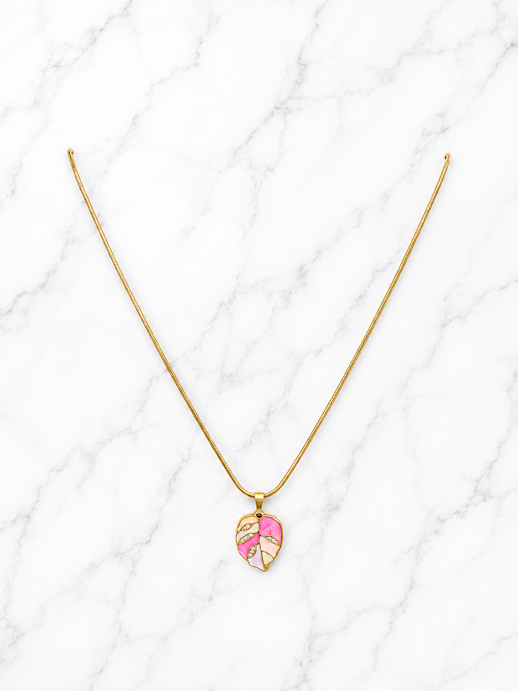 Collana con ciondolo a foglia rosa in acciaio inossidabile