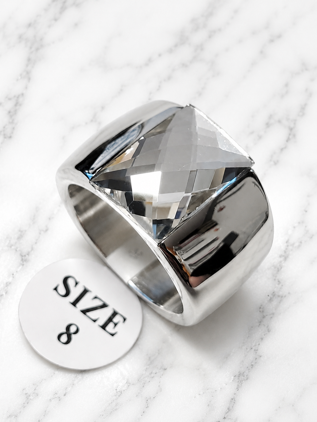 Anello in acciaio inossidabile argentato con pietra bianca taglia 8