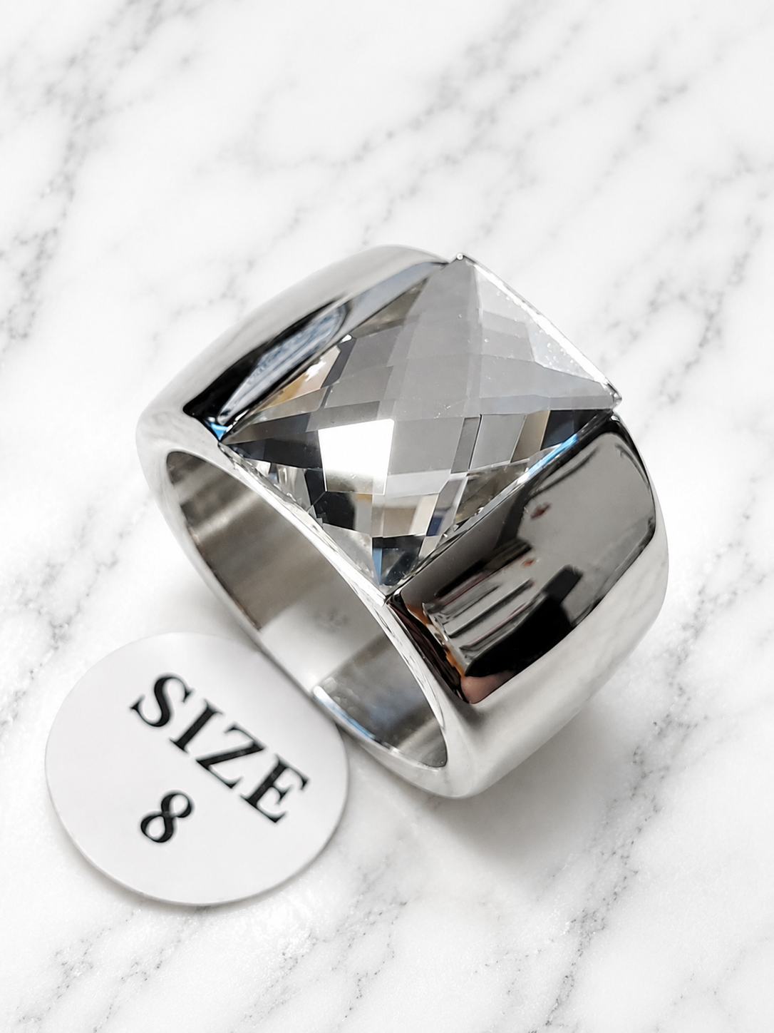 Anello in acciaio inossidabile argentato con pietra bianca taglia 8