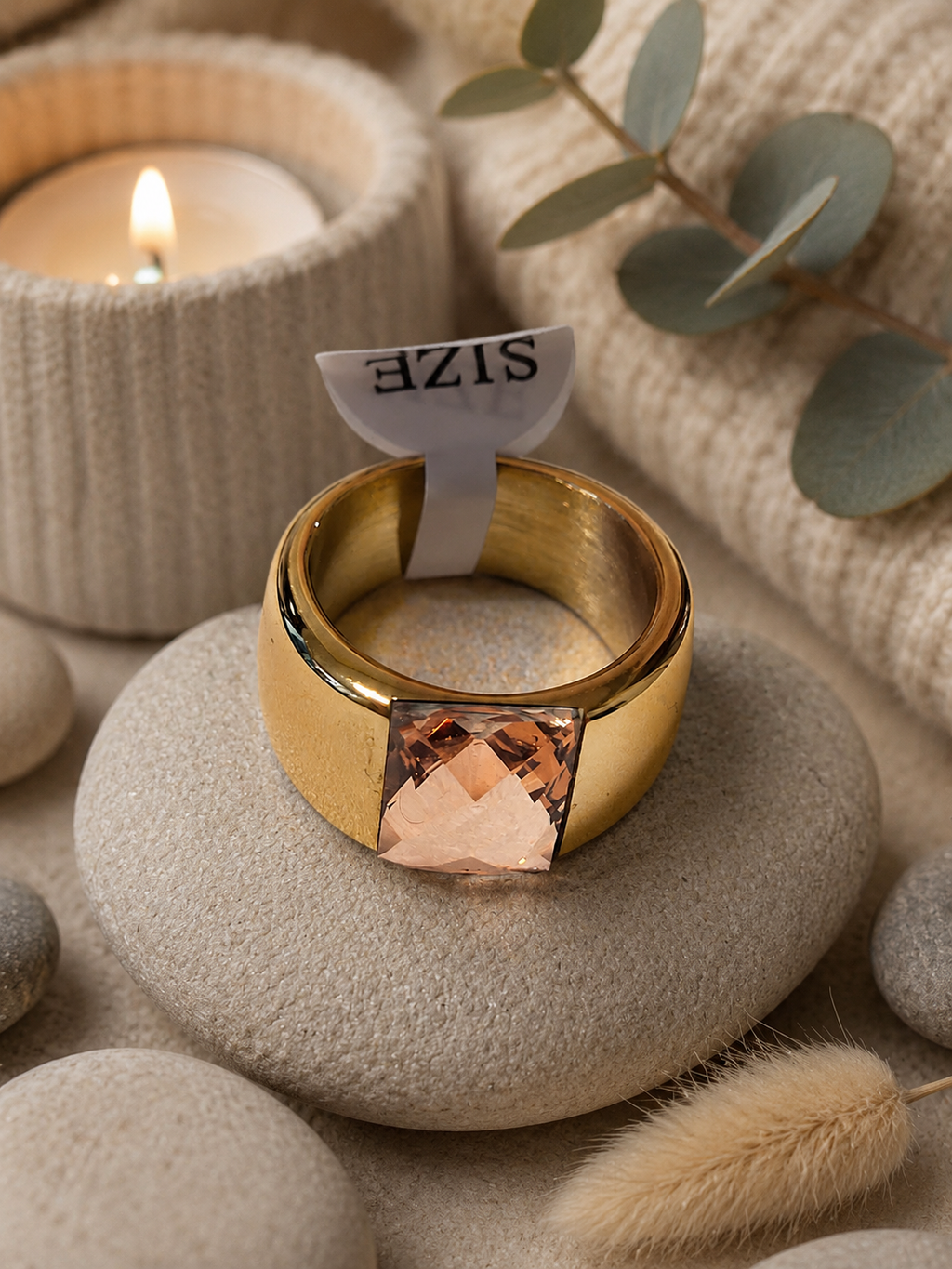 Anello in acciaio inossidabile dorato con pietra rosa taglia 8