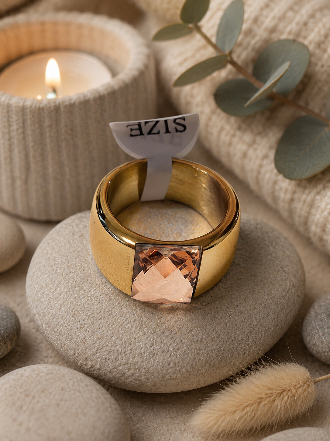 Anello in acciaio inossidabile dorato con pietra rosa taglia 8