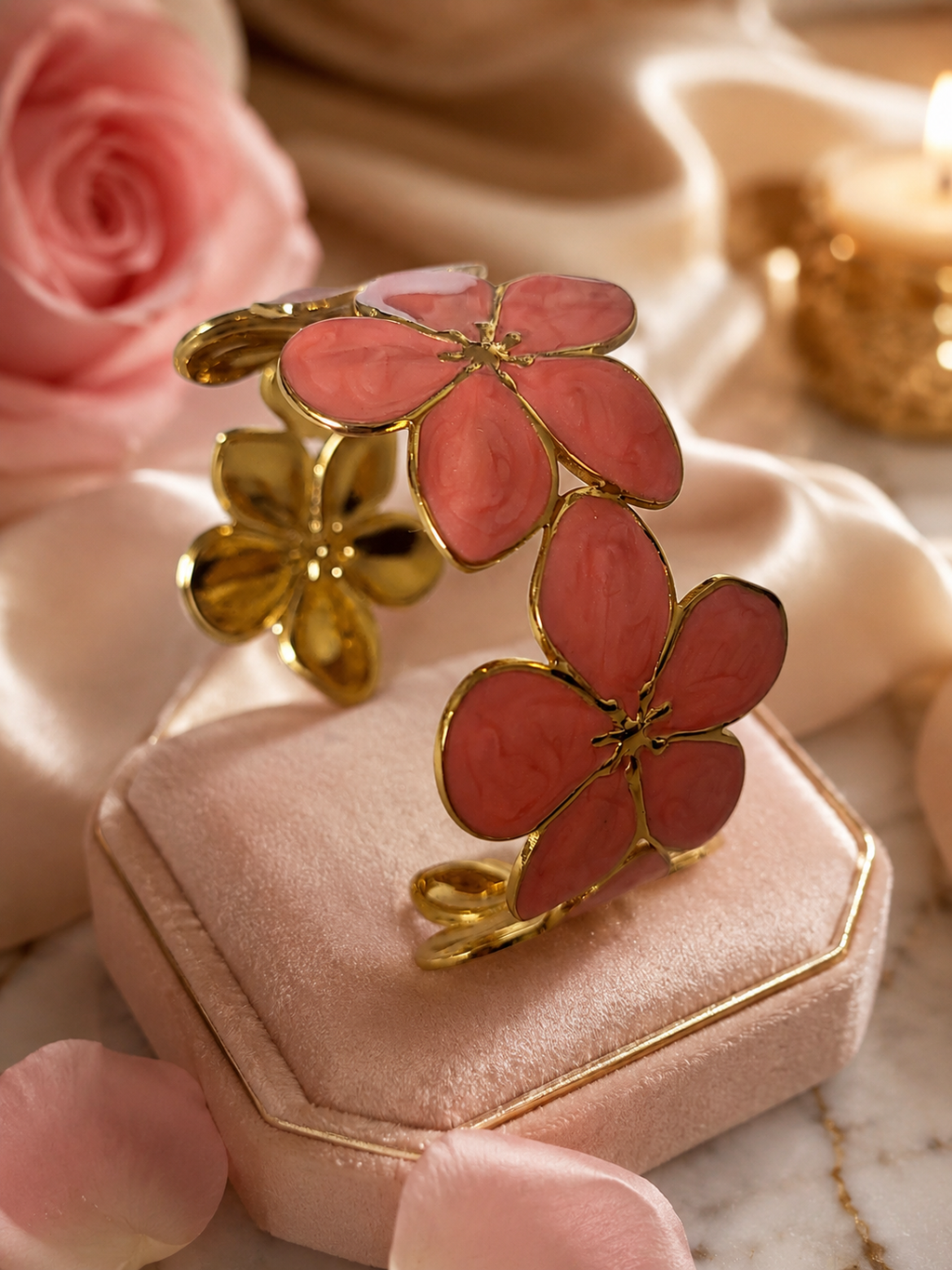Bracelet Jonc en Acier Inoxydable Doré Fleurs Corail