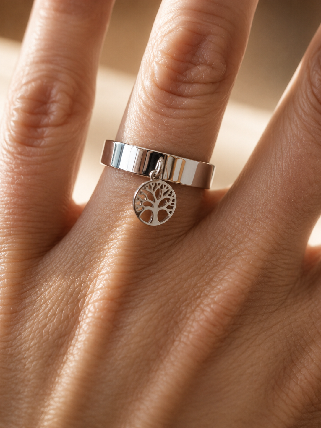 Anello in acciaio inossidabile con ciondolo Albero della vita