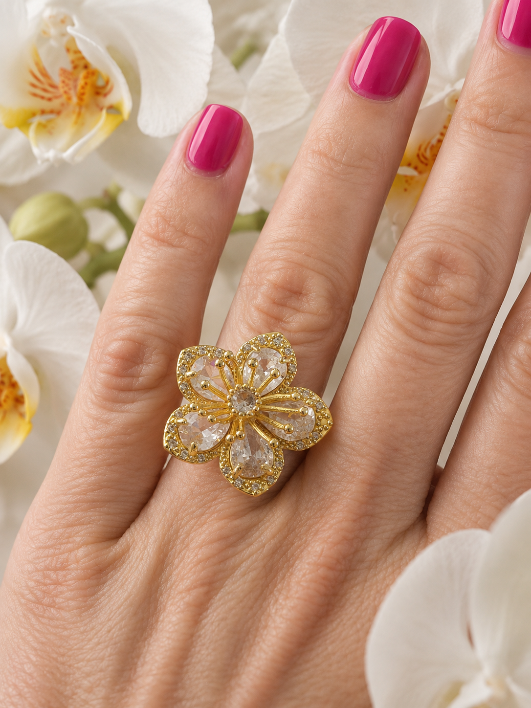 Bague acier inoxydable doré fleur zircon blanc