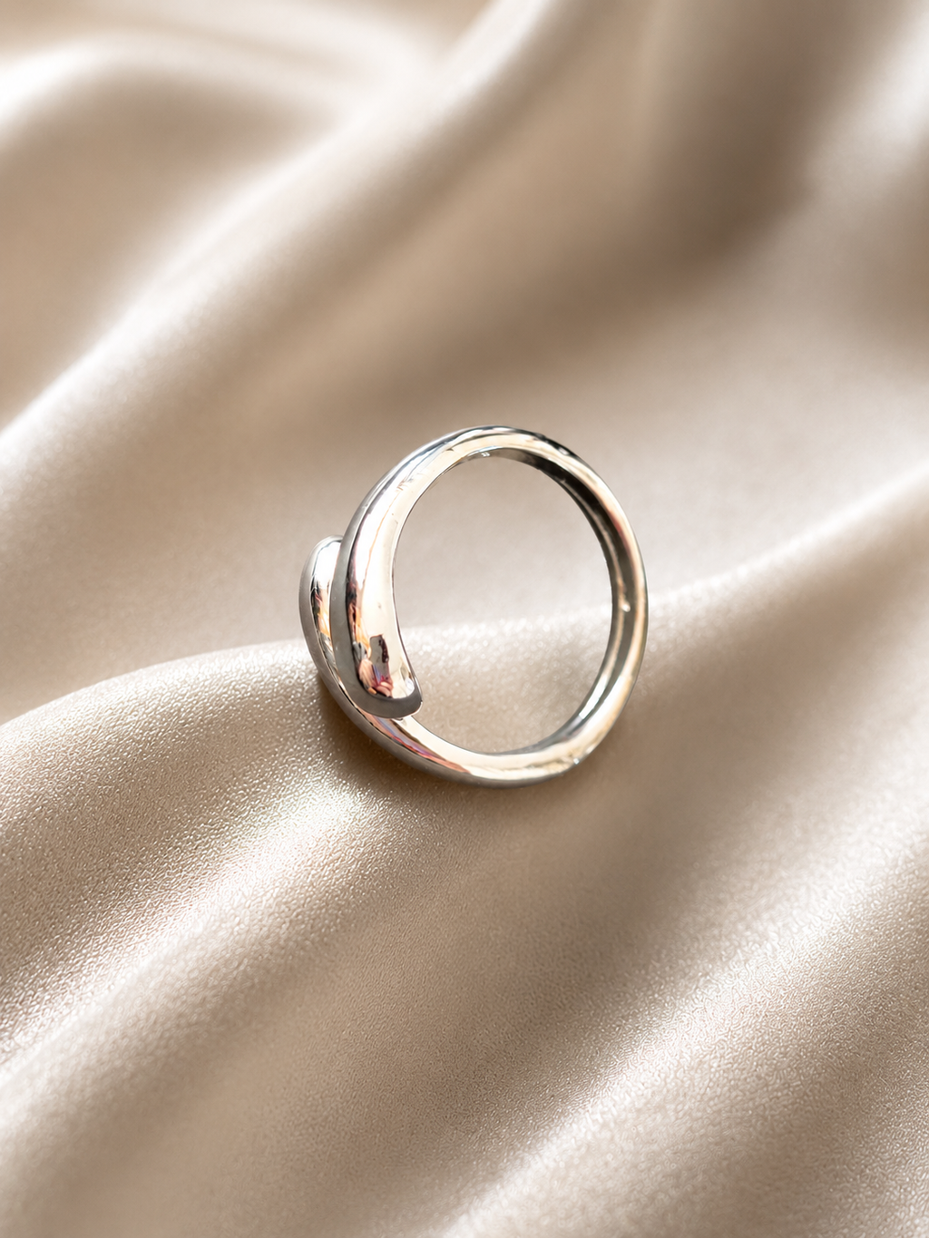 Bague acier inoxydable ajustable géométrique en forme de goutte argentée