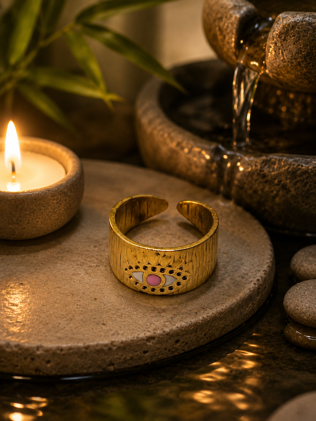 Bague acier inoxydable doré ajustable œil