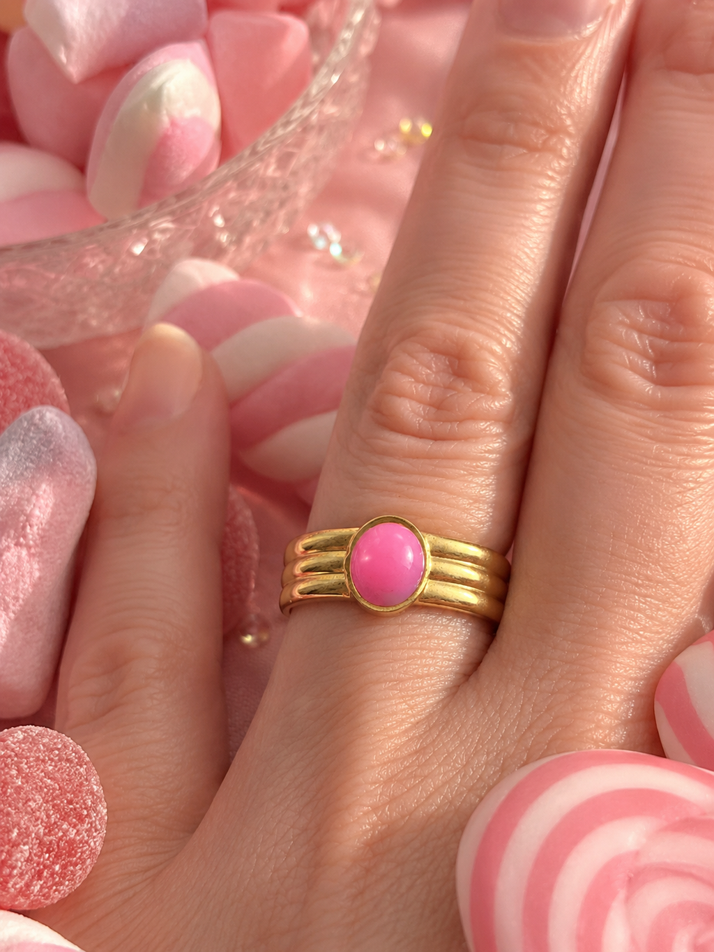 Bague ajustable acier inoxydable doré avec pierre rose ronde