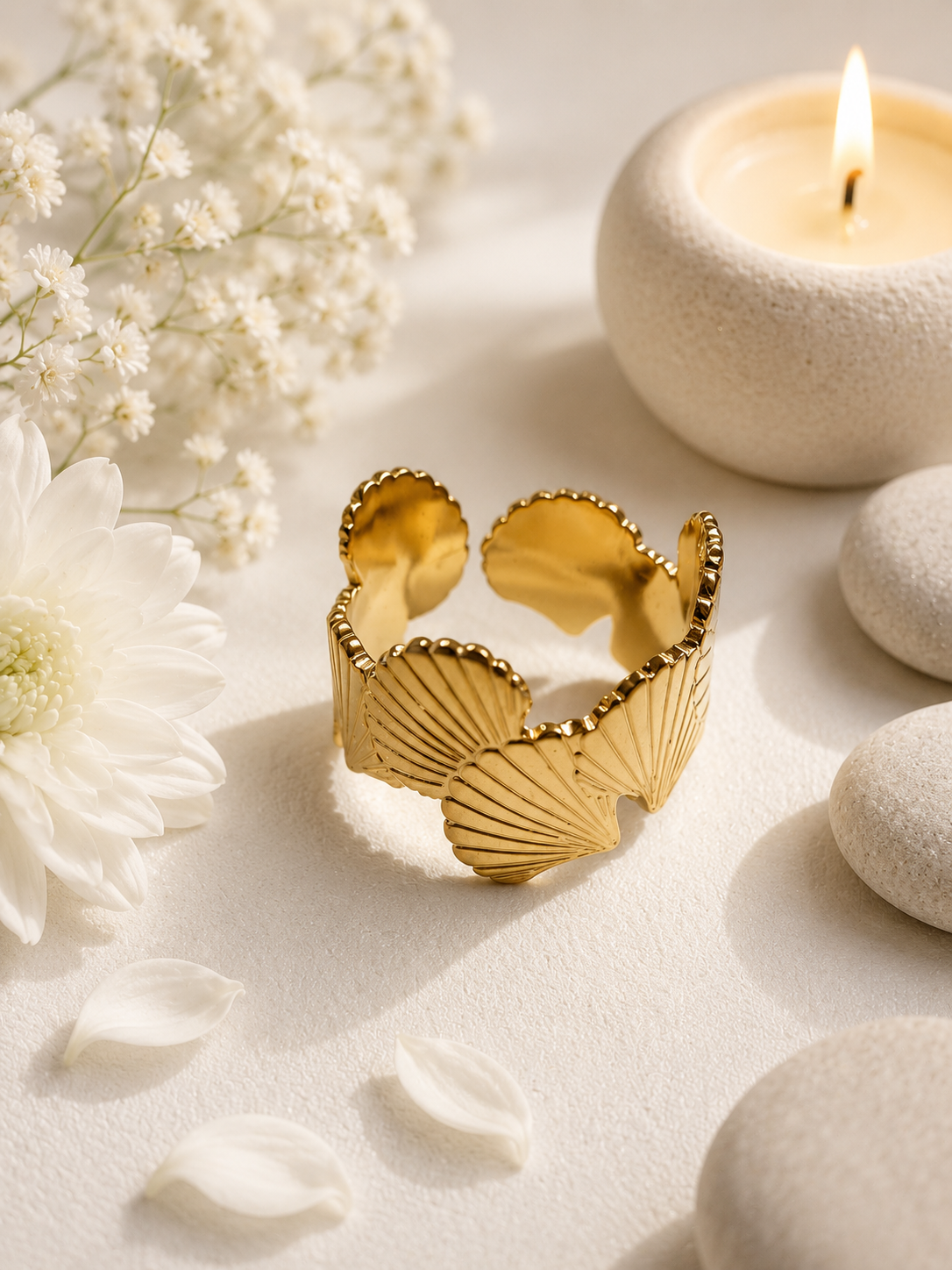 Bague ouverte feuilles Ginkgo entrelacées doré